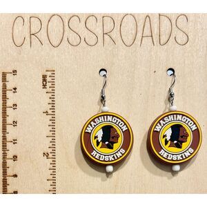 Sports Team Focal Bead Earrings - Redskins - BE126